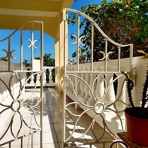 The Lion House Jamaica , Clifton Jamaica
